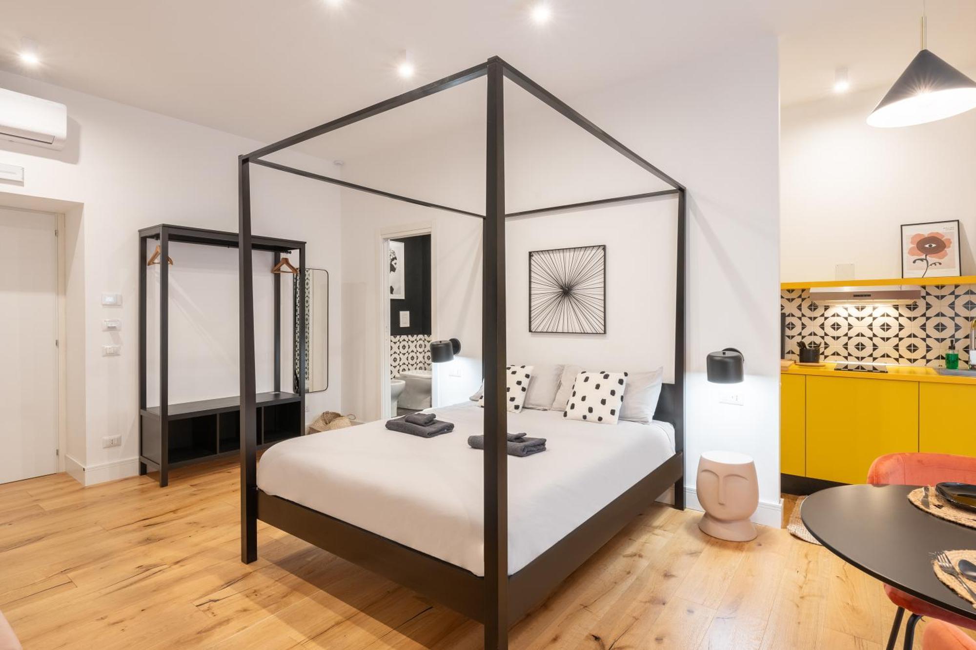 The Idyll Boutique Apartment - Suite In Napoli'S Spanish Quarters Exterior foto