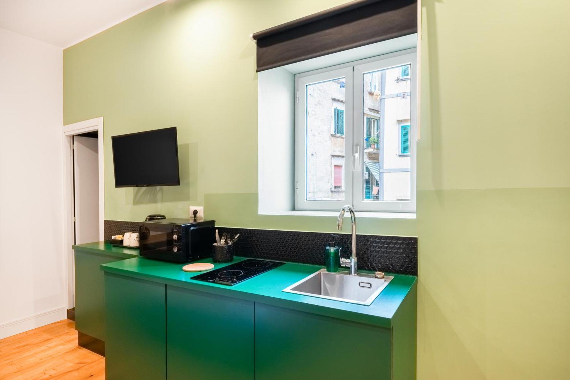 The Idyll Boutique Apartment - Suite In Napoli'S Spanish Quarters Exterior foto